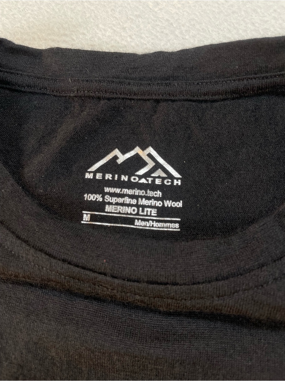 Merino Tech Men’s Merino Lite Long Sleeve Base Layer Shirt Size Medium